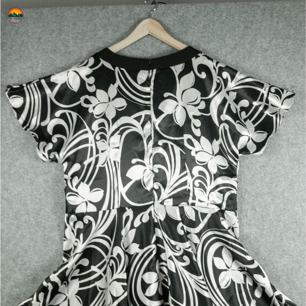 Dressbarn Collection A-Line Dress Black White Print Surplice Neck Women's 14W - Picture 5 of 10